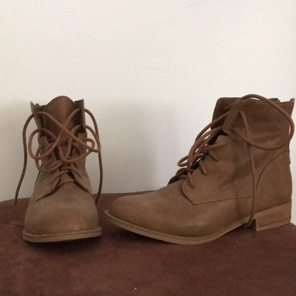 NEW brown Booties